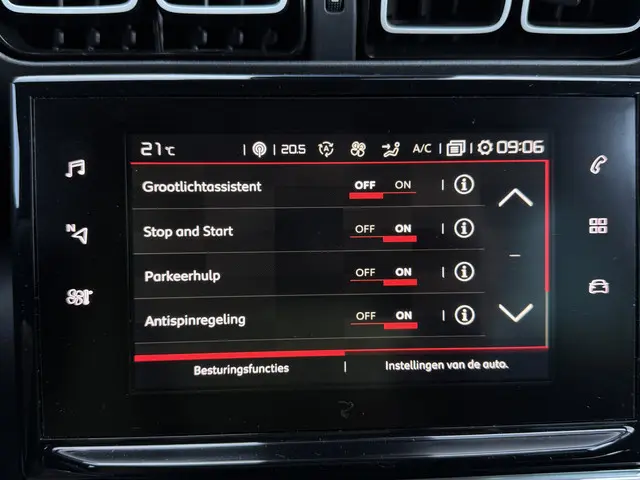 Citroën C3 Aircross 1.2 PureTech S&S Shine 2019 Benzine 19