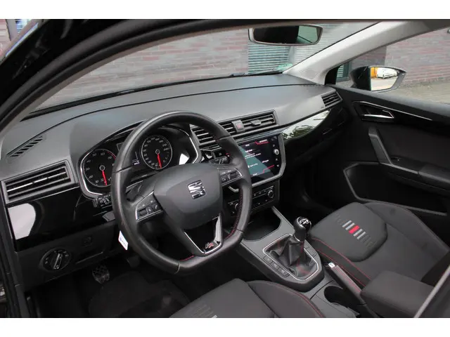 SEAT Ibiza 1.0 TSI FR Business Intense pano 2017 Benzine 10