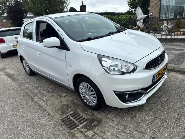 Mitsubishi Space Star 1.0 Cool+ 2018 Benzine 3