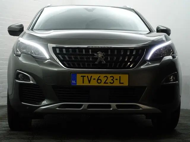 Peugeot 3008 1.2 PureTech Allure- 2018 Benzine 26