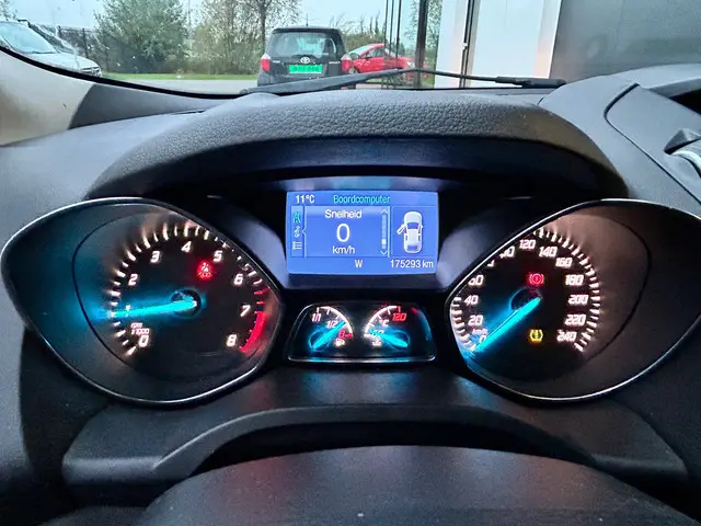 Ford Kuga 1.5 Trend | Lees Tekst!!!! | 2015 Benzine 14