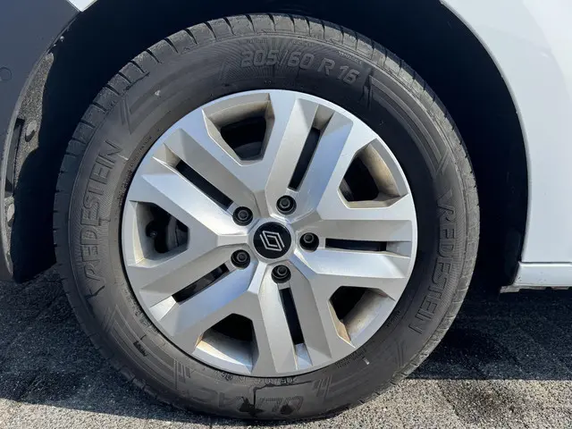 Renault Kangoo 1.5 Blue dCi 75 advance L1 2024 Diesel 33