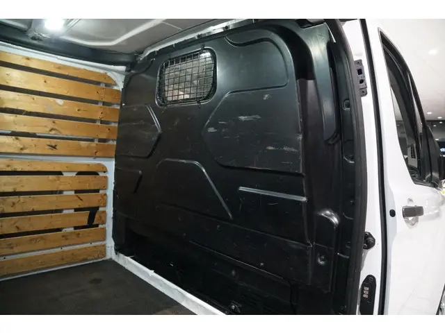 Ford Transit Custom 270 2.2 TDCI L1H1 Trend 2013 Diesel 10
