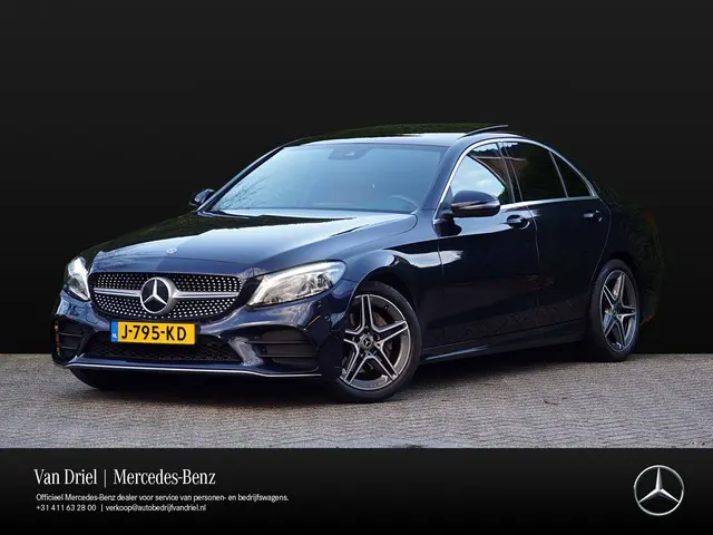Mercedes-Benz C-Klasse C 180 AMG line 2020 Benzine