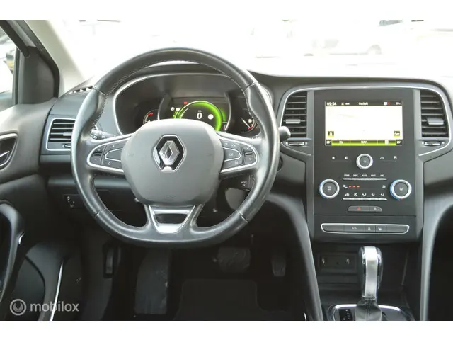 Renault Mégane 1.2 TCe 130pk AUTOMAAT Bose 2017 Benzine 7