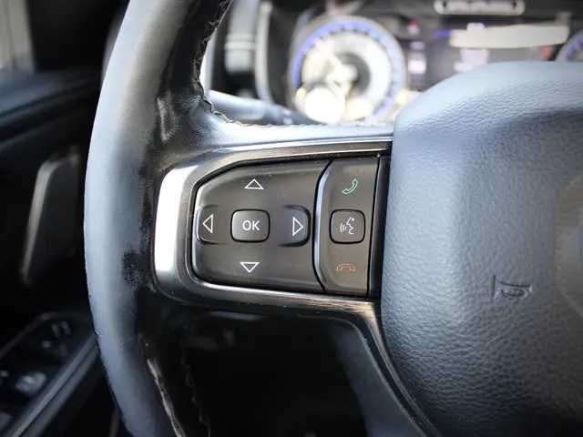 Dodge Ram 1500 5.7 V8 4x4 Crew Cab Limited 2019 Benzine 29