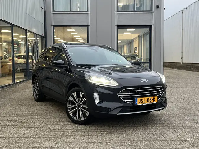 Ford Kuga 2.5 PHEV Titanium X 2024 Hybride Benzine 23
