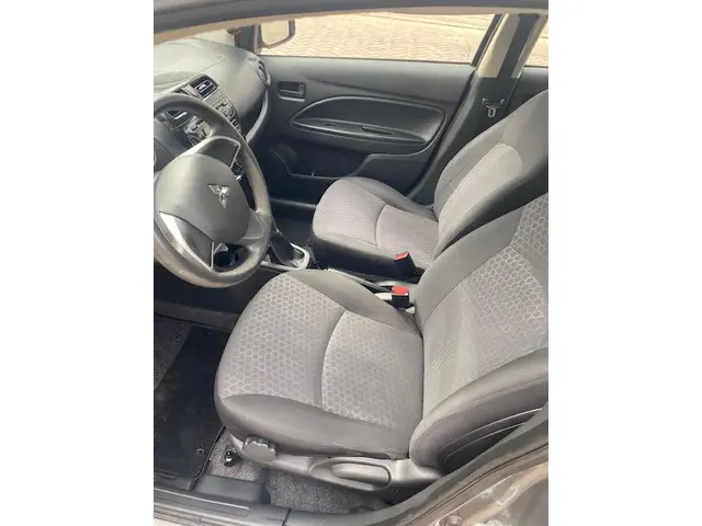 Mitsubishi Space Star 1.0 Cool+ 2018 Benzine 8