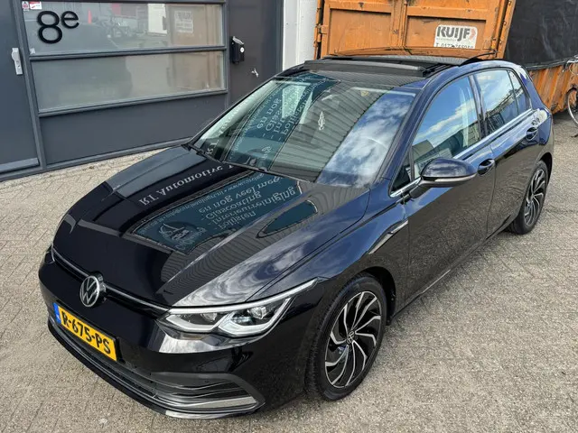 Volkswagen Golf 1.5 TSI Pano / IQ / Massage 5Drs 2020 Benzine 5