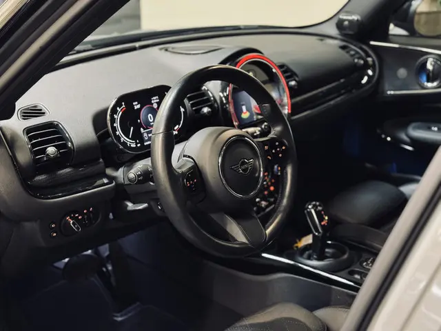 MINI Clubman Mini 1.5 Cooper Richmond Park 2021 Benzine 16