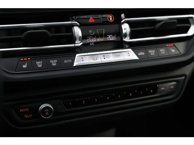 BMW 2 Serie Gran Coupé 218i M-Sport Pro 2023 Benzine 58