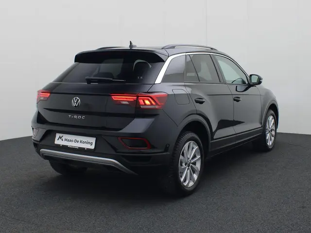 Volkswagen T-Roc 1.5TSI/150PK Life DSG 2025 Benzine 2