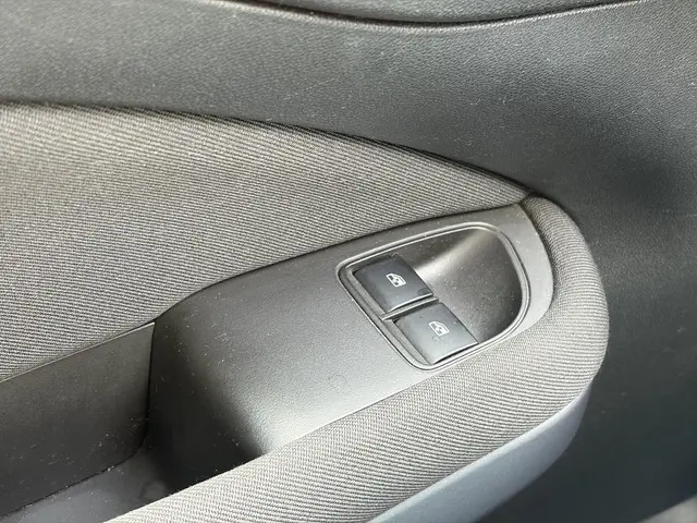 Opel ADAM 1.2 2014 Benzine 19