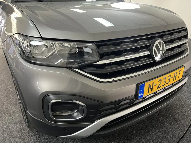 Volkswagen T-Cross 1.0 TSI United Business 2021 Benzine 37
