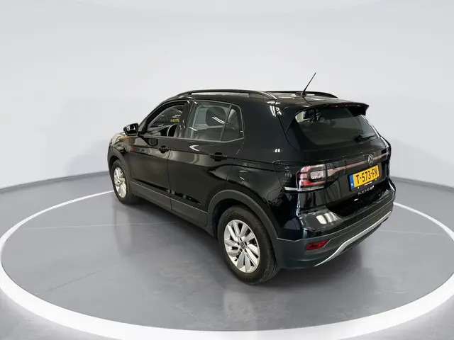 Volkswagen T-Cross 2