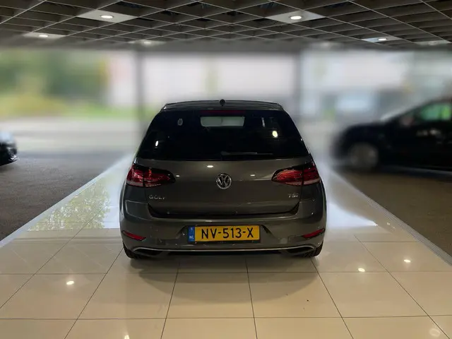 Volkswagen Golf 1.0 TSI Comfortline 2017 Benzine 21