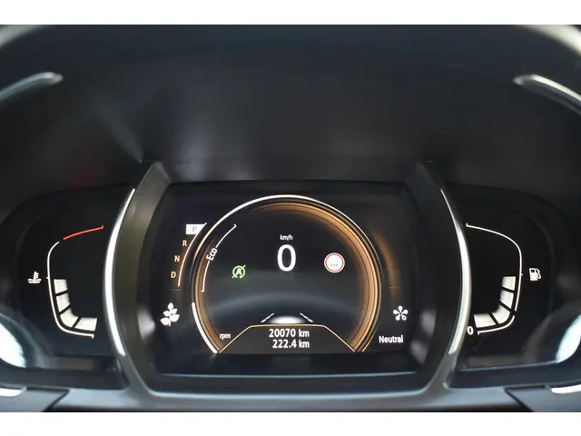 Renault Scénic TCe 140 EDC Bose 2019 Benzine 15