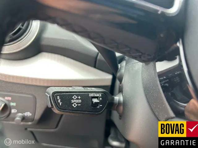 Audi Q2 35 TFSI S line Edition Camera 2022 Benzine 14