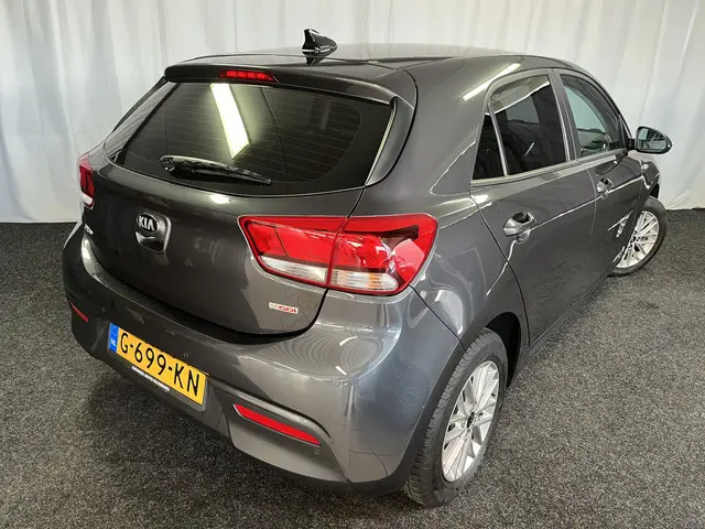 Kia Rio 2
