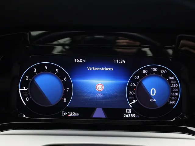 Volkswagen Golf 1.5TSI/130PK Life 2024 Benzine 14