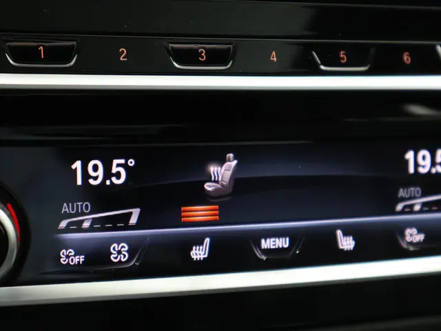 BMW 5 Serie 540i M-SPORT 2022 Benzine 45