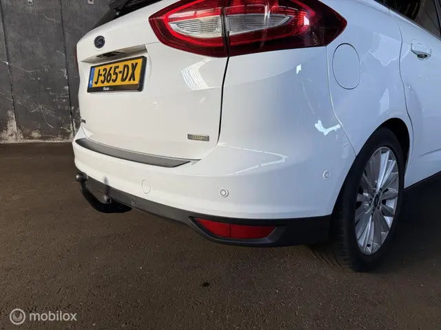 Ford C-MAX 1.5 Titanium 2017 Benzine 5