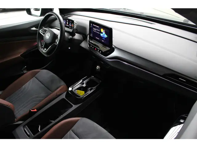 Volkswagen ID.4 First 77 kWh 150kW / 204PK 2020 Elektrisch 6