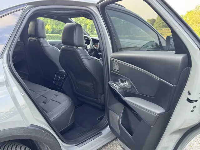 DS DS 7 E-Tense 300 4x4 Opéra 2023 Hybride Benzine 21