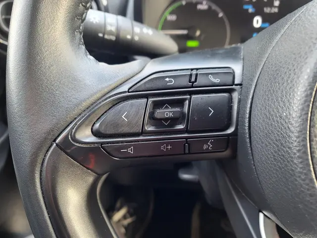 Toyota Yaris 1.5 Hybrid Active 2022 Hybride Benzine 14