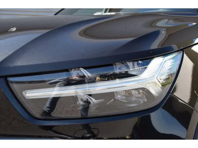 Volvo XC40 Recharge P8 AWD R-Design 2020 Elektrisch 43