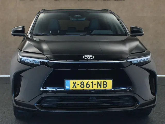 Toyota bZ4X Business Plus 71 kWh 2023 Elektrisch 8