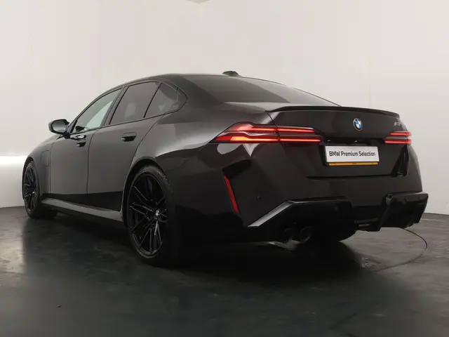 BMW M5 5-serie 2025 Hybride Benzine 11