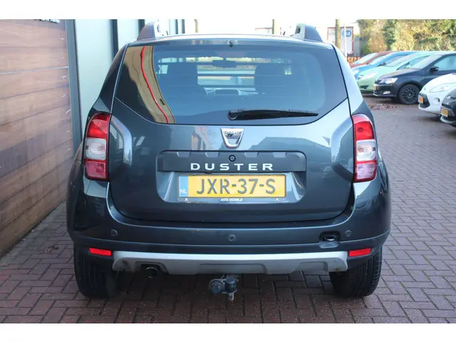 Dacia Duster 1.2 TCe 4x2 Lauréate 2015 Benzine 10