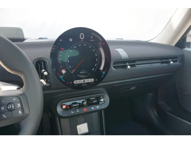 MINI 3-Deurs Cooper C 2024 Benzine 26