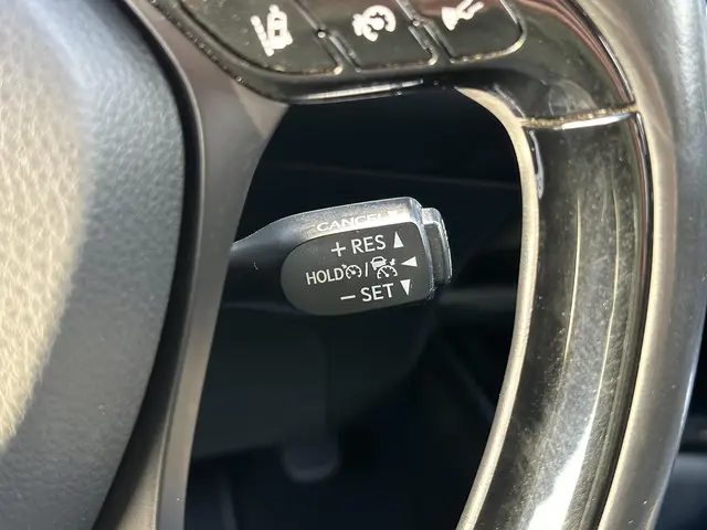 Toyota C-HR 1.8 Hybrid Style 2018 Hybride Benzine 33
