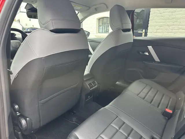 Citroën C4 1.2 Hybrid 145 PK Max 2025 Hybride Benzine 27