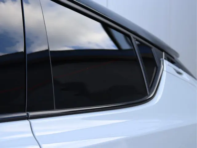 Toyota C-HR 1.8 Hybrid GR-Sport 2021 Hybride Benzine 16