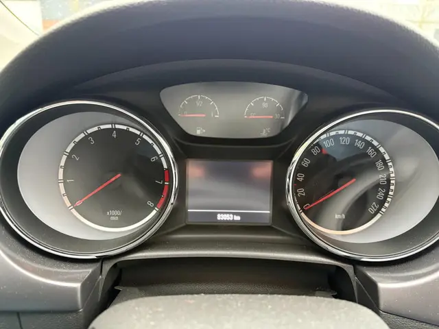 Opel Astra 1.4 2016 Benzine 15