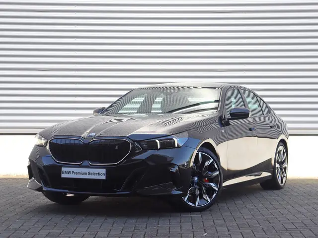 BMW i5 eDrive40 2025 Elektrisch 38