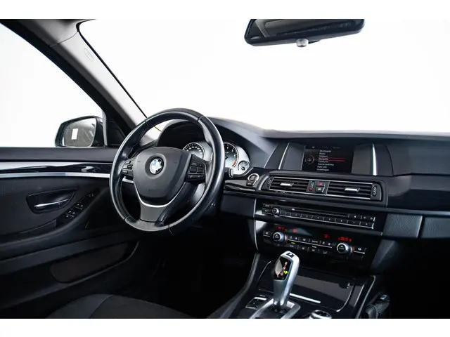 BMW 5 Serie 520i Executive 2016 Benzine 39