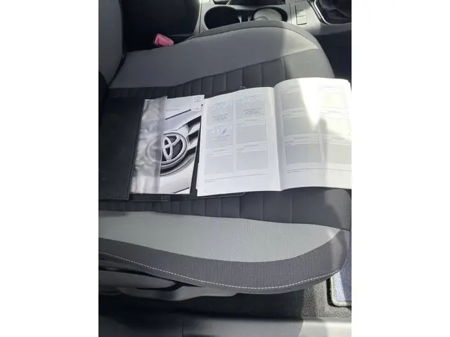 Toyota Auris 1.3 Aspiration 2016 Benzine 29