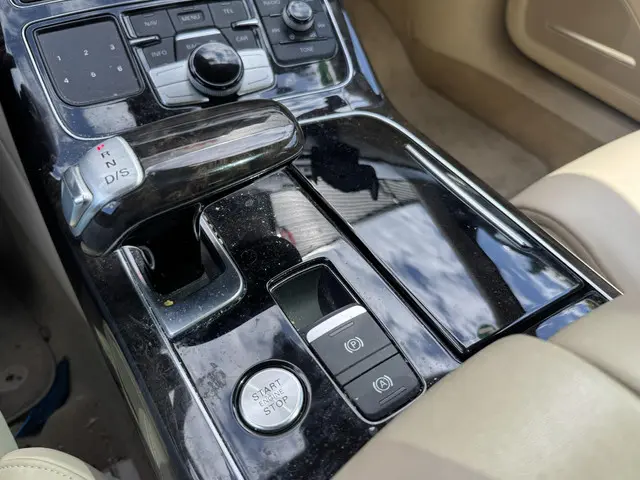 Audi A8 3.0 TDI quattro Lang Comfort Edition 2016 Diesel 17