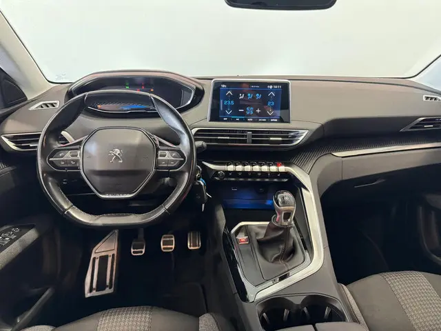 Peugeot 5008 1.2 PureTech Allure 2019 Benzine 21