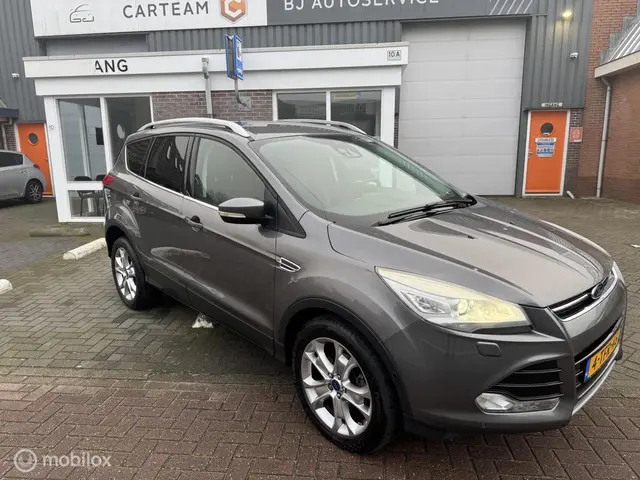 Ford Kuga 1.6 Titanium 2014 Benzine 3