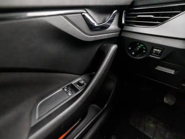Škoda Scala 1.0 TSI Active Sport 2021 Benzine 21