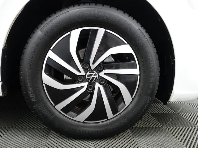 Volkswagen Polo 1.0 TSI Life- 2023 Benzine 23