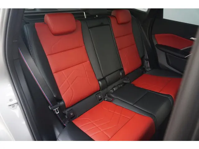 BMW X1 xDrive25e 2025 Hybride Benzine 10