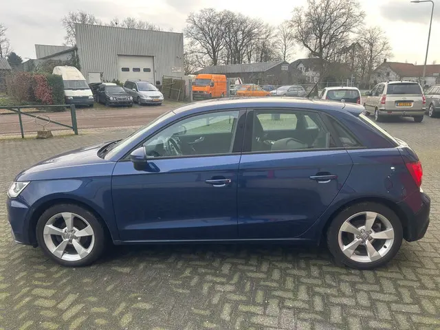 Audi A1 Sportback 1.0 TFSI 2018 Benzine 4