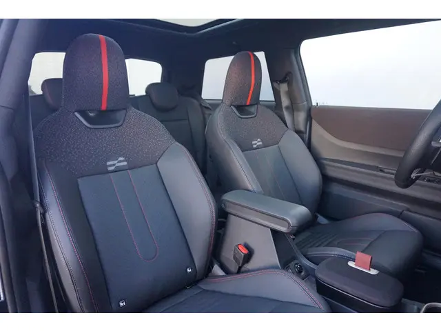 MINI 3-Deurs Cooper C 2024 Benzine 16