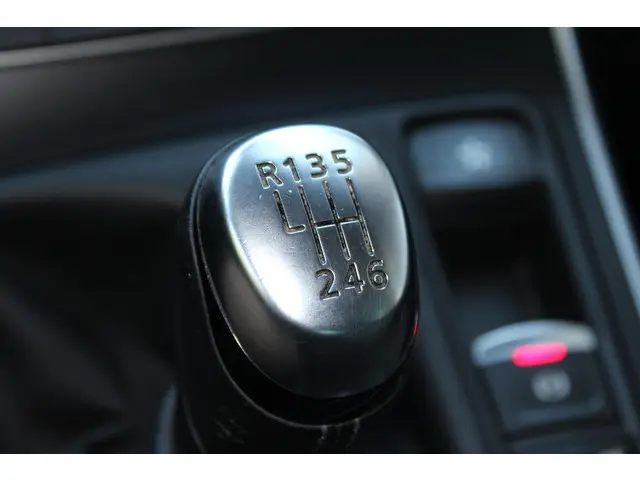 Renault Scénic 1.3 TCe Intens 140 pk 2021 Benzine 42